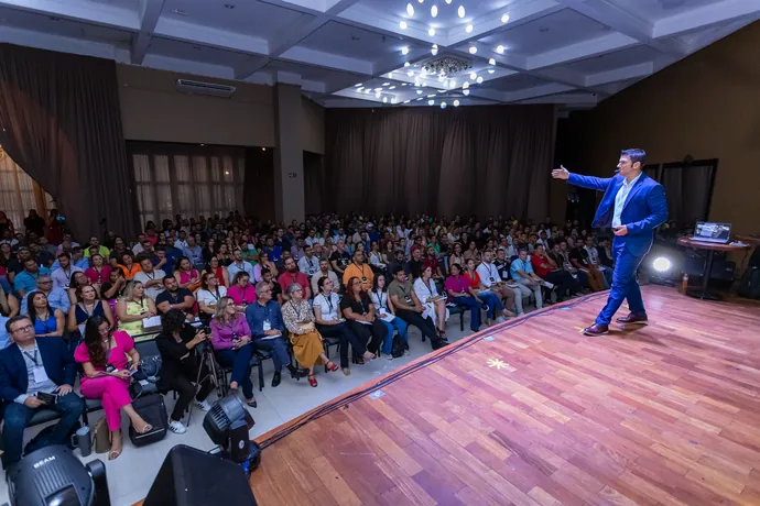 Palestra para grande público